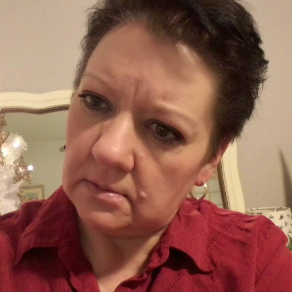 Meet your Posher, Renata